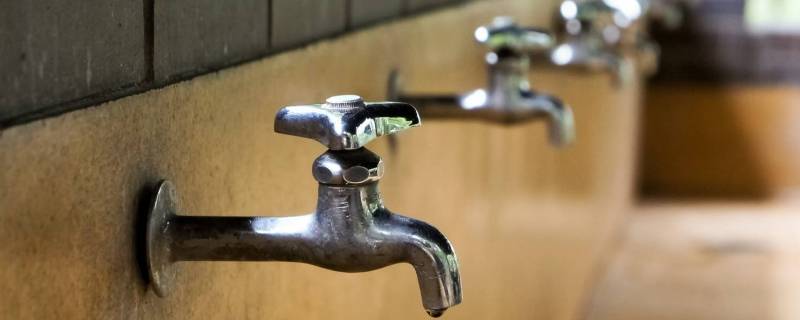 一般冬天水管零下几度会上冻（水管在零下多少度会被冻裂）-九图集