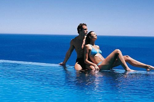 游泳后肚子疼什么原因(游泳后肚子疼什么原因女)-九图集