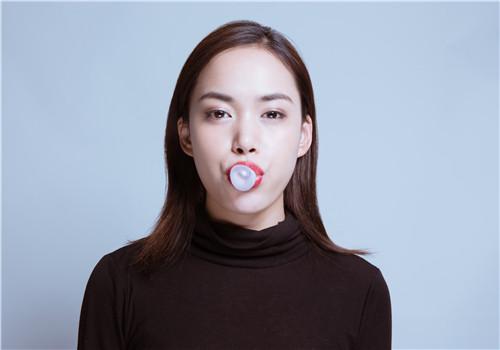 牙根发黑是怎么回事 智齿牙根发黑是怎么回事-九图集