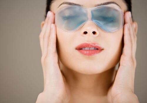 热敷对近视有帮助吗(热敷对近视有帮助吗你)