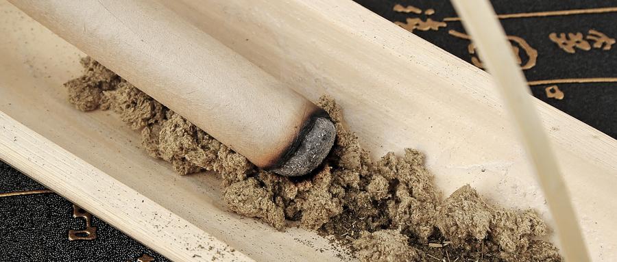 艾灸什么时候最好艾灸的最佳时间 请问什么时候艾灸最佳-九图集