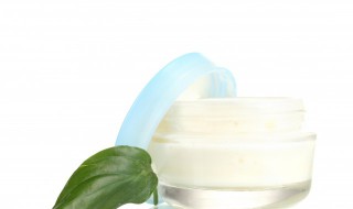 素颜霜不适合哪些人（素颜霜到底好不好）