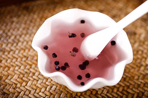 黑枸杞配什么可以养胃(黑枸杞子养胃吗?)