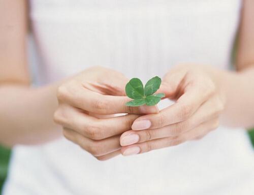 外阴白斑症状及图片-九图集