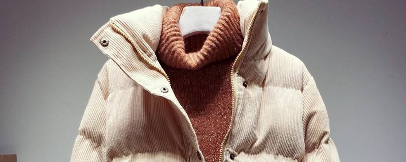 羽绒棉服能用肥皂洗吗(羽绒服能用肥皂洗吗?)