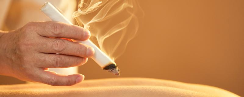 艾灸怎样才算灸透了 艾灸怎么算灸透了-九图集