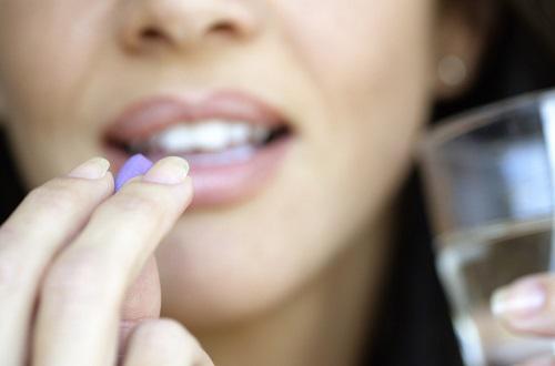 经期用药应注意什么(为了避开经期吃什么药)