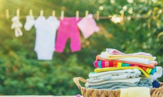 白色衣服可以在太阳下暴晒吗（白色衣服能晒太阳吗）