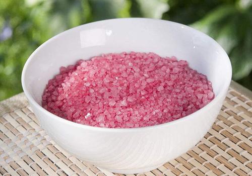 如何使用浴盐泡脚 浴盐可以用来泡脚吗