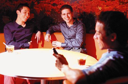 贪杯男人要警惕了 男生说贪杯什么意思-九图集