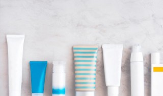 氨基酸洗面奶洗完脸干怎么回事（氨基酸洗面奶洗完后脸干）-九图集