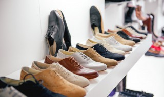 鞋子阴天晒臭了怎么办（鞋子雨天晒臭了怎么办）