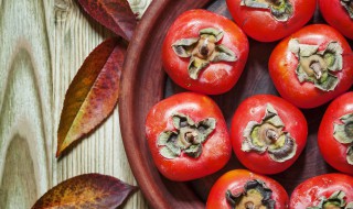 柿子和桂圆能不能一起吃 柿子和桂圆可不可以一起吃