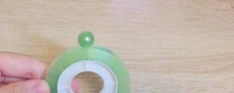 胶带粘粘球有什么毒(粘粘球有没有毒)-九图集