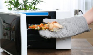 为什么用微波炉热肉会炸出来 微波炉热肉为什么会爆炸-九图集