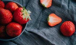 11月草莓能吃吗(11月的草莓能吃吗)