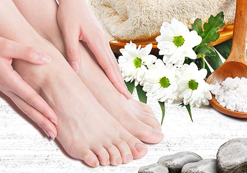 伏天泡脚的好处（伏天泡脚的好处及禁忌）