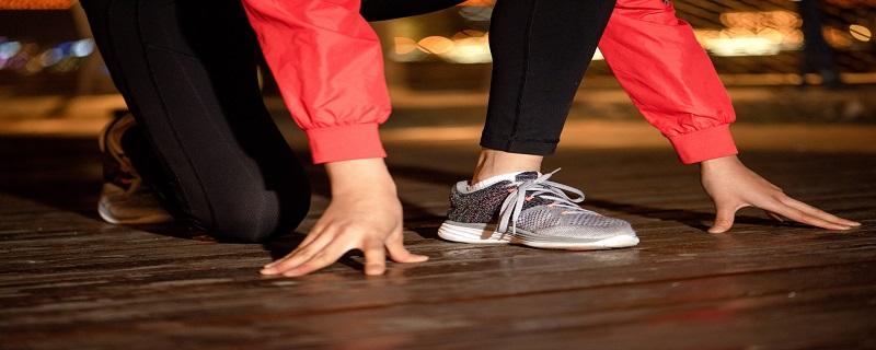 晚上跑步影响睡眠质量吗(晚上跑步睡眠质量差)