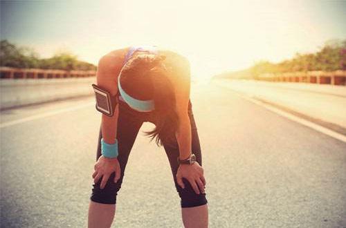 剧烈运动对身体有害吗（每天剧烈运动对身体有害吗）-九图集