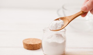 糖里放小苏打起什么作用（小苏打加糖有什么作用）