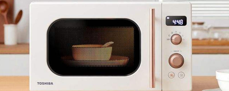 陶瓷碗可以放进微波炉吗 陶瓷碗能放到微波炉吗