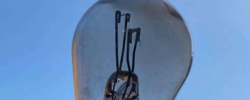 灯泡用久了变黑是什么物态变化（灯泡用久了变黑是什么物态变化现象）-九图集