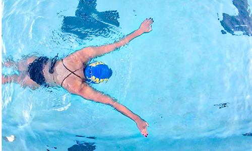 蛙泳一千米消耗热量 蛙泳一千米消耗热量多少-九图集