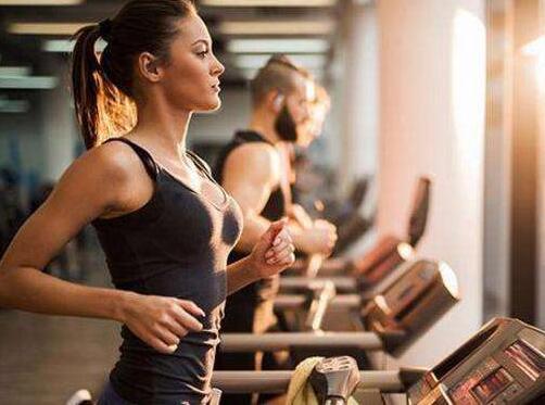 健身后失眠的原因 健身引起失眠正常吗-九图集