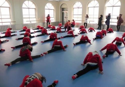 拉丁舞需要练基本功吗 拉丁舞要练基本功吗?