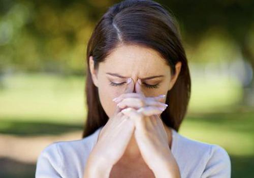 女性宫颈性不孕的原因是什么 宫颈的问题会引起不孕吗