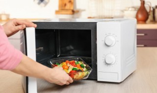 怎样快速清洗微波炉 怎么清洗微波炉-九图集