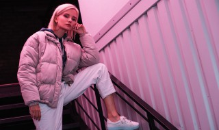 可以用洗衣机洗羽绒服吗（洗衣机可以洗羽绒服么）