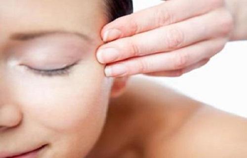 失眠按摩哪里最管用图（更年期失眠按摩哪里最管用图）-九图集