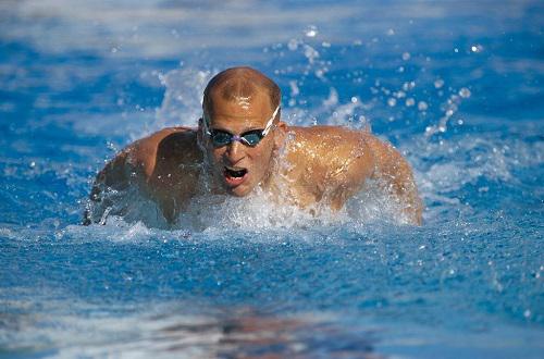 游泳对身体有什么好处(儿童游泳对身体有什么好处)