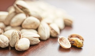 开心果吃多了会怎样(开心果吃多了有什么不好)