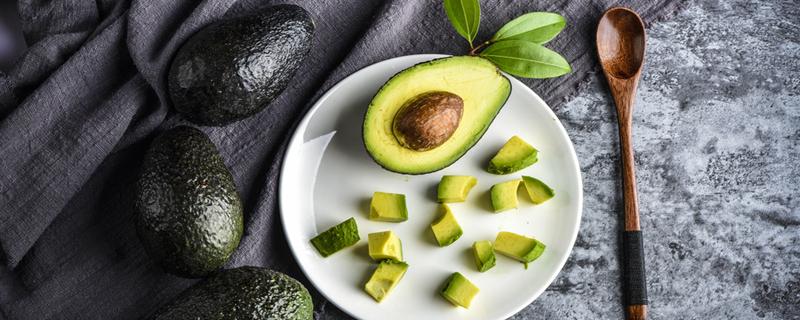 牛油果味道甜不甜 牛油果甜不甜?-九图集