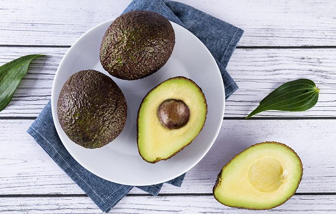 牛油果女的吃有好处吗 牛油果女性吃的好处