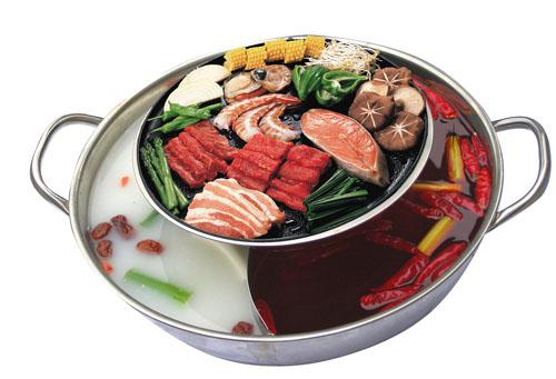 吃火锅可以带隐形眼镜吗 佩戴隐形眼镜可以吃火锅吗-九图集