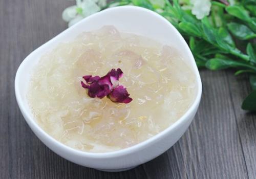 皂角米能和燕窝一起吃吗 燕窝与皂角米能一起吃吗-九图集