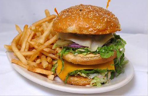 高血脂不能吃什么 高血脂不能吃什么食物-九图集