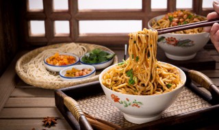 家常肉丝炒面的做法 炒肉丝面的做法大全-九图集