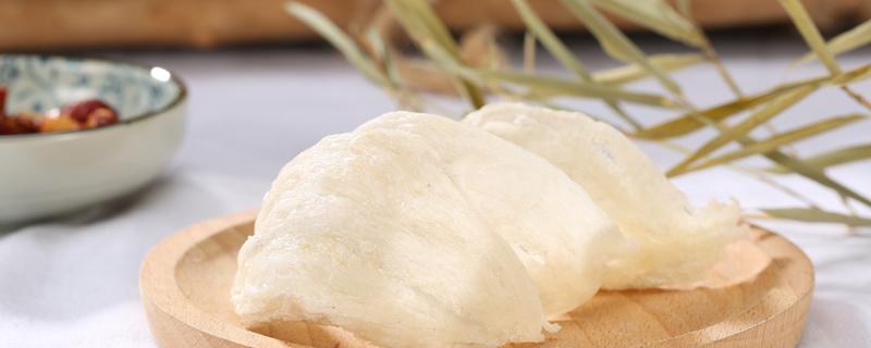 燕窝放保鲜还是冷藏(燕窝应该放保鲜还是冷藏)