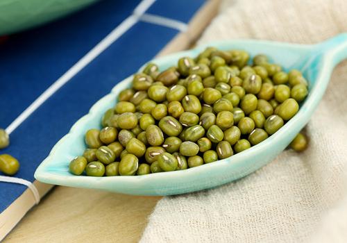 高血压高血脂吃什么好（高血压高血脂吃什么好降血脂）