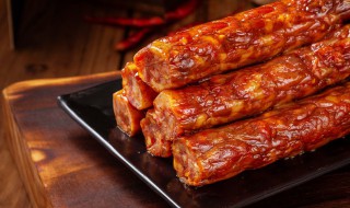 灌的香肠有点酸是怎么回事 灌的香肠吃起来是酸的是什么原因-九图集