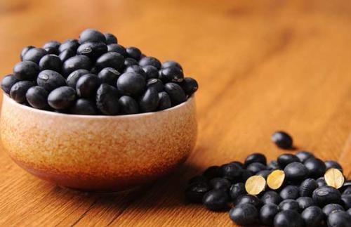 产后掉头发吃什么（产后掉头发吃什么中药）-九图集