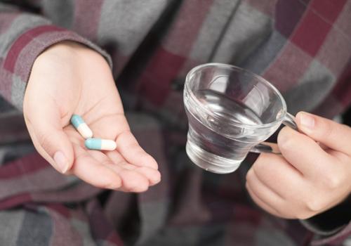 吃药期间能喝茶吗（前列腺炎吃药期间能喝茶吗）