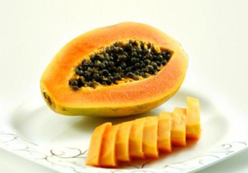 吃木瓜有什么禁忌（吃木瓜的7大禁忌与好处）