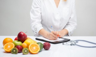 糖尿病人夏天吃什么水果(糖尿病人夏天吃什么水果好)