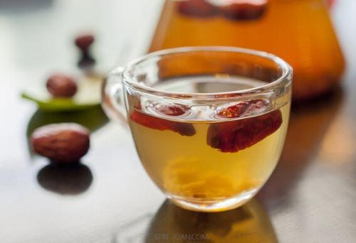 什么泡水喝养肝护肝(什么泡水喝养肝护肝,去肝火?)