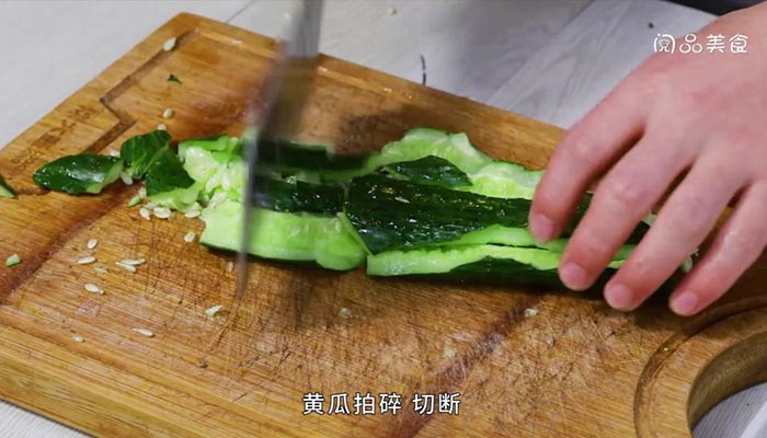 黄瓜拌河虾 黄瓜拌河虾的做法